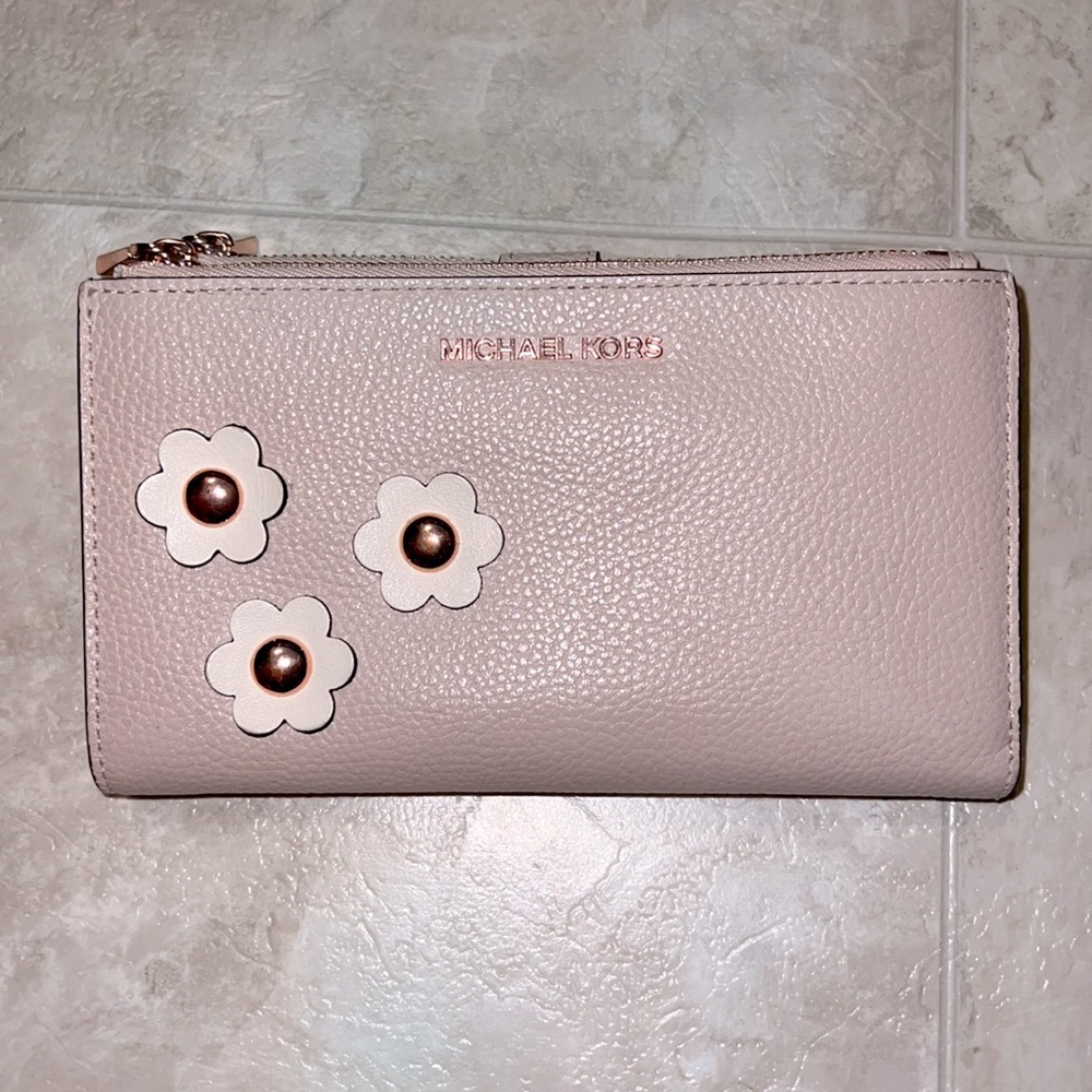 Michael Kors Jet Set Wallet